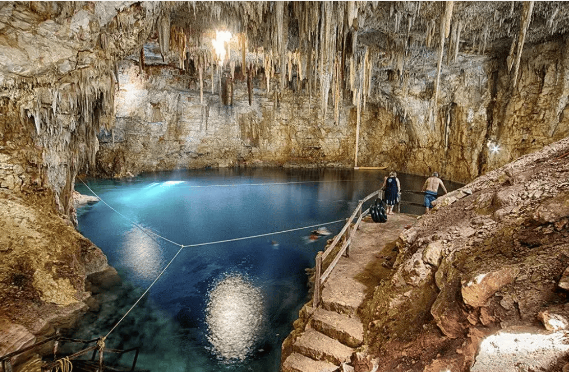 CENOTE PALOMITAS